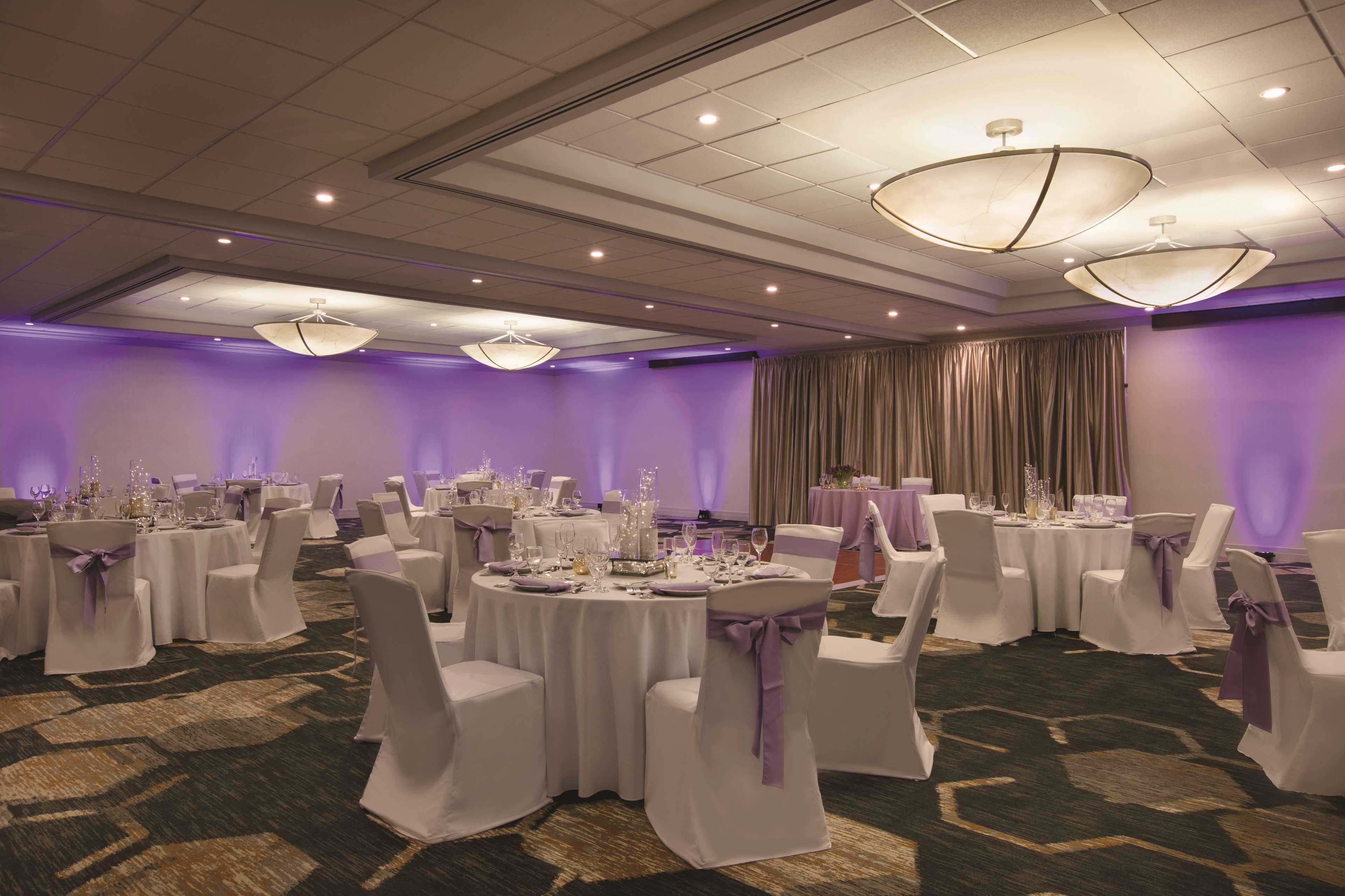 Embassy Suites By Hilton Richmond Dumbarton Extérieur photo