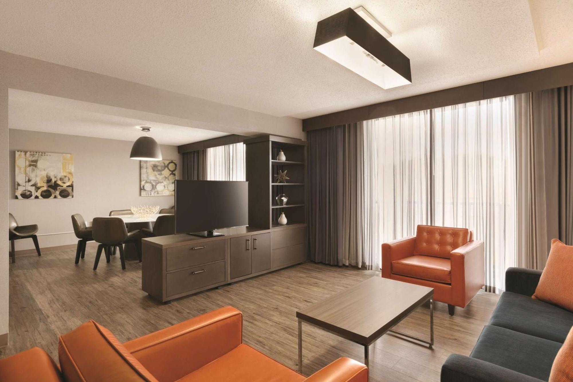 Embassy Suites By Hilton Richmond Dumbarton Extérieur photo